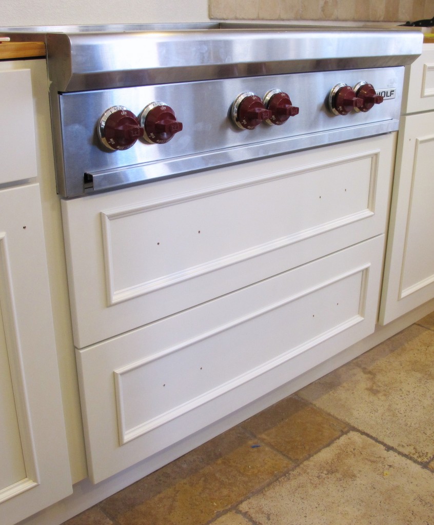 White kitchen cabinets