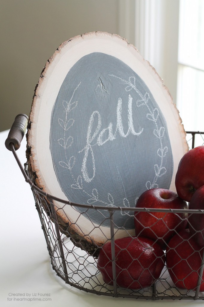 DIY-Fall-Chalkboard-Sign-4