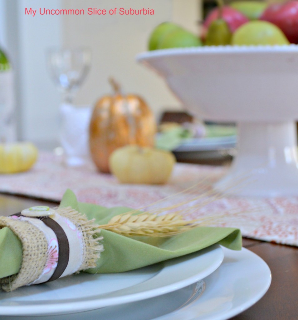 Thanksgiving Table Setting with burlap napkin holder