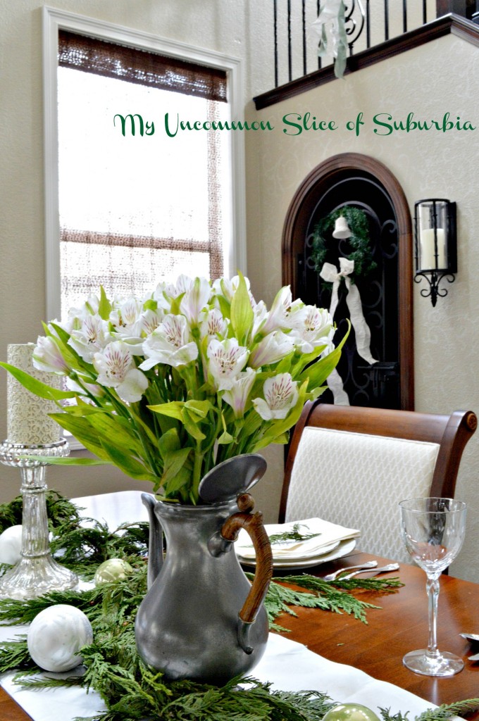 Christmas Table Setting