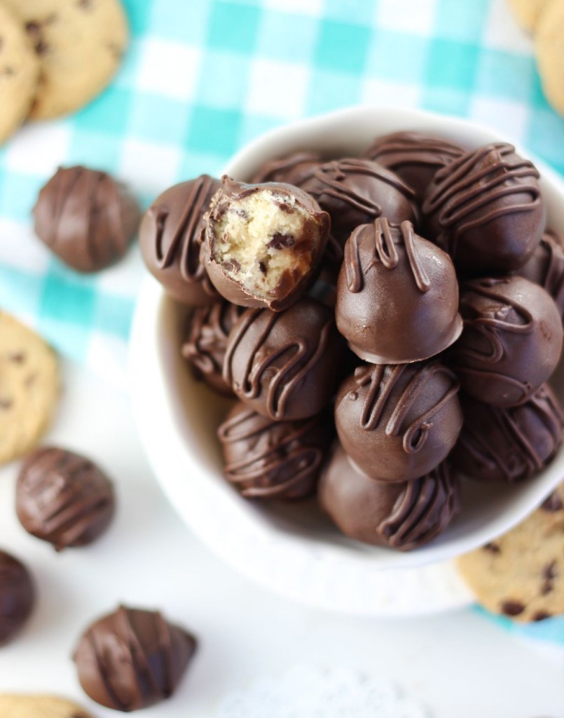chocolate-chip-cookie-dough-truffles-9-805x1024