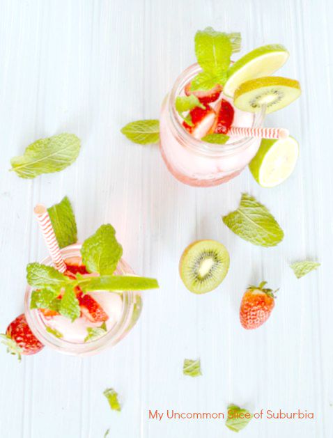 Strawberry-Kiwi Mojito