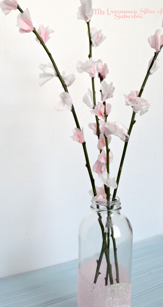 DIY Glitter Vase, so simple to make with a step by step tutorial