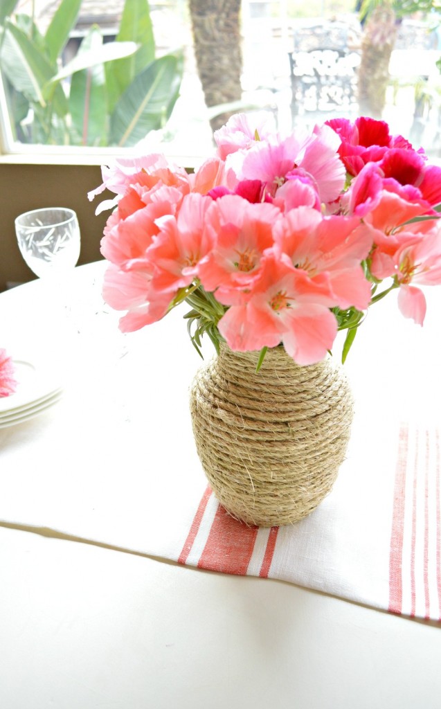 DIY Twine Vase, so easy!