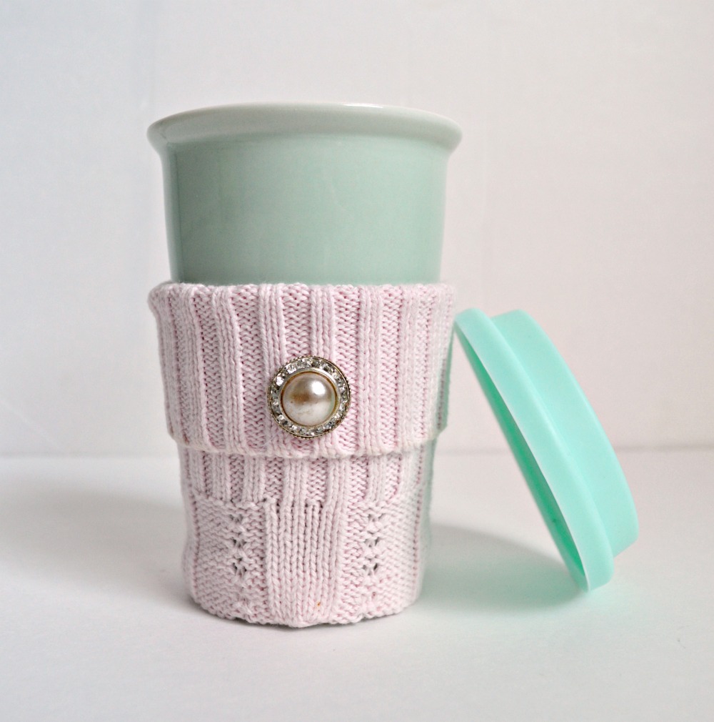 DIY Upcycled Coffee Cup Cozy