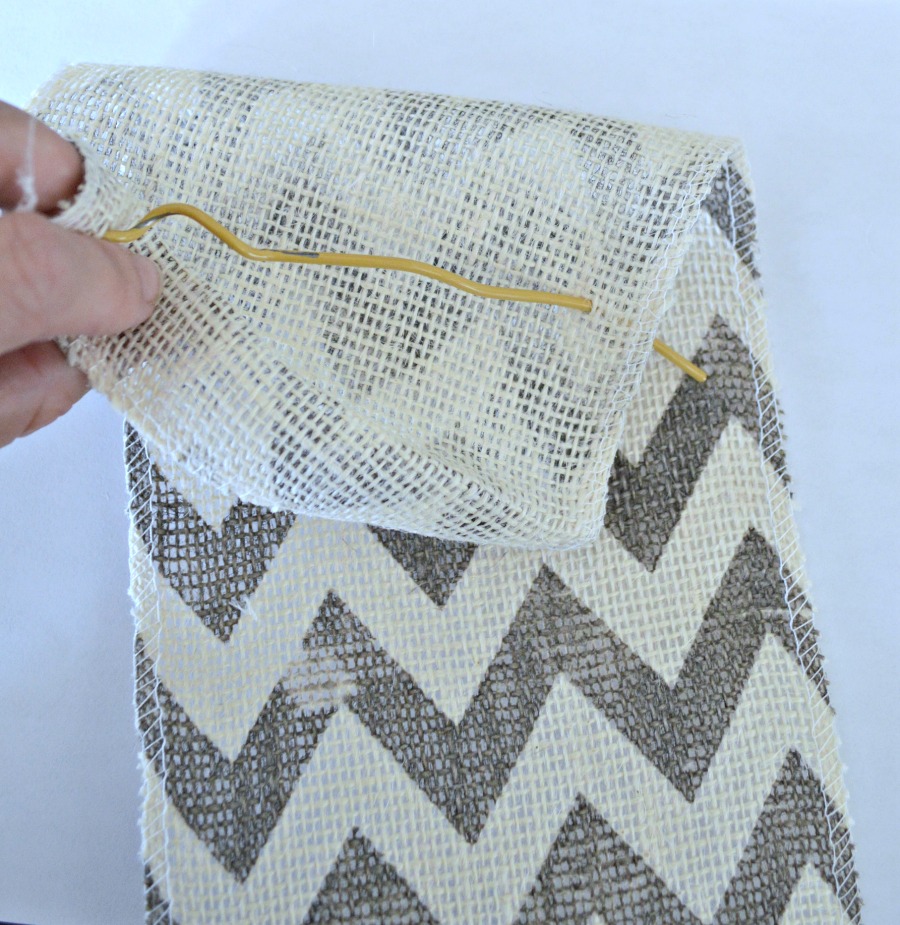 how-to-make-a-burlap-wreath-the-easy-way