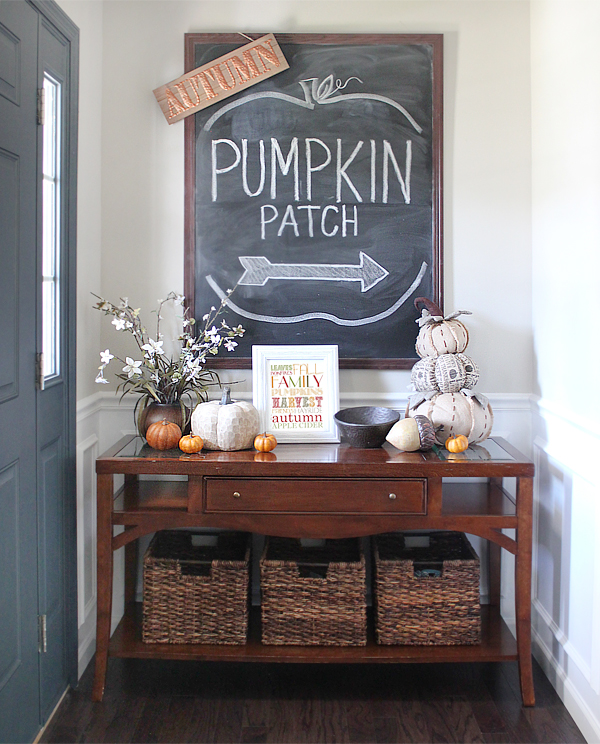 fall-house-tour-foyer-entry