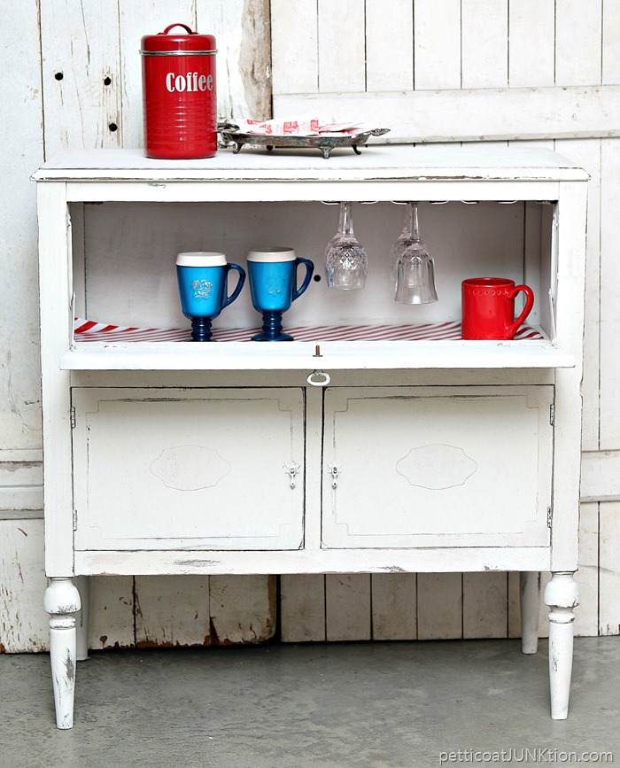 beverage-cabinet-for-coffee-and-hot-chocolate-and-wine_thumb