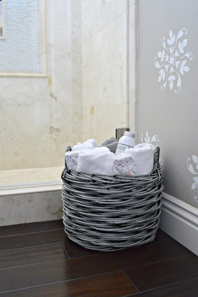 Get the look of a weather basket, fabulous tutorial with step by step directions with pictures