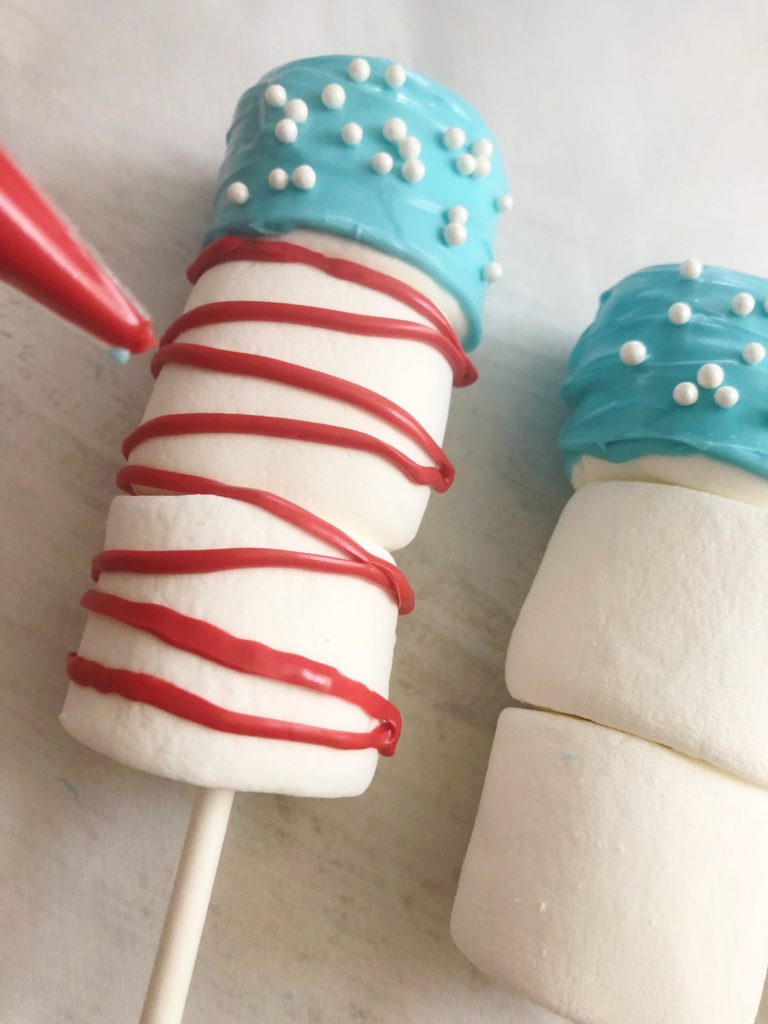 Flag Marshmallow pops recipe! The perfect treat for any patriotic party and so easy to make!