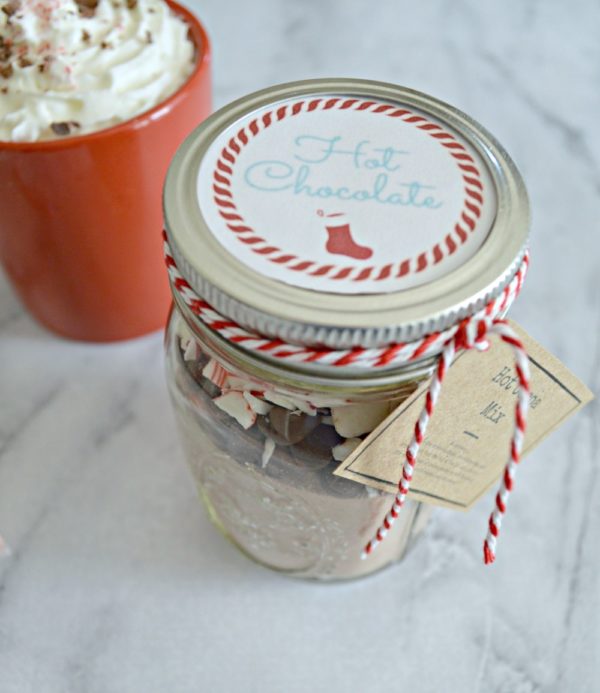 Peppermint Hot Cocoa Gift Jars With Free Printable - My Uncommon Slice ...