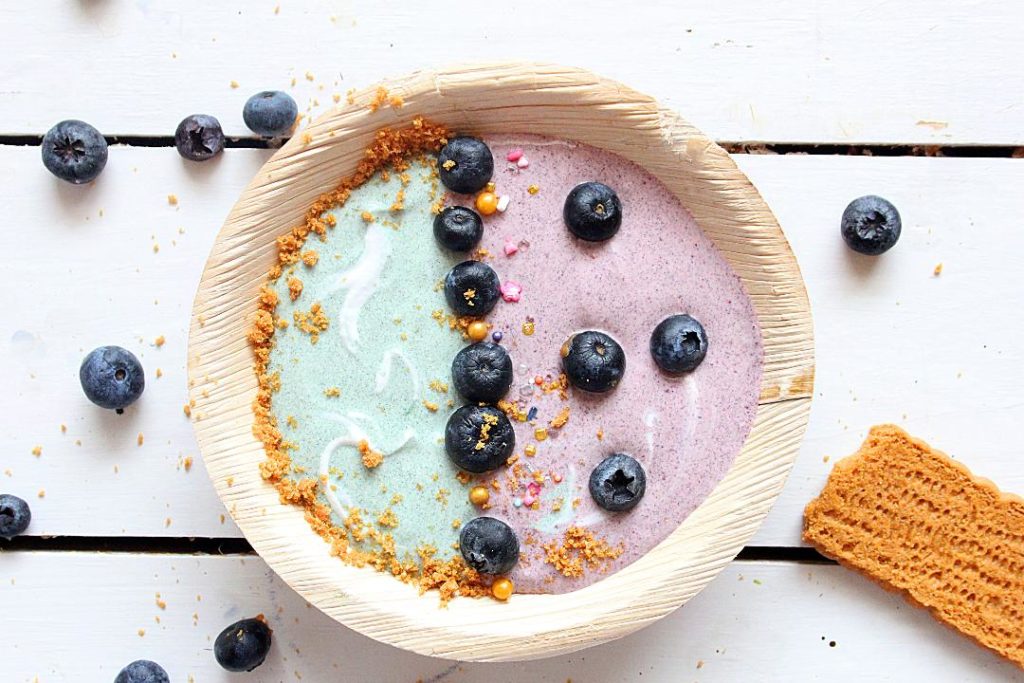 Matcha Berry Smoothie Bowl recipe