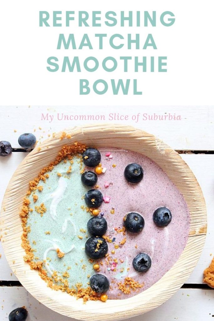 refreshing matcha smoothie bowl