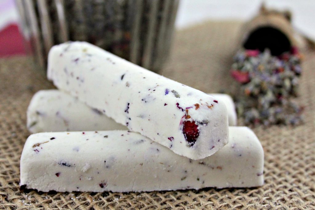 Rose and Lavender Bath Bomb Bars Recipe