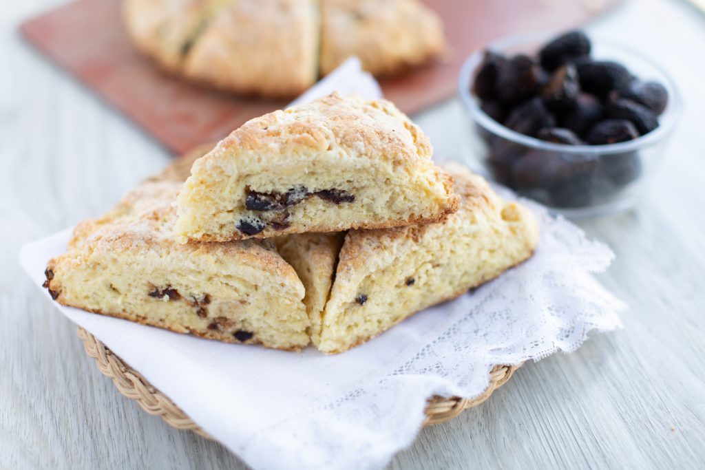 Cast Iron Skillet Fig and Cardamom Scones
