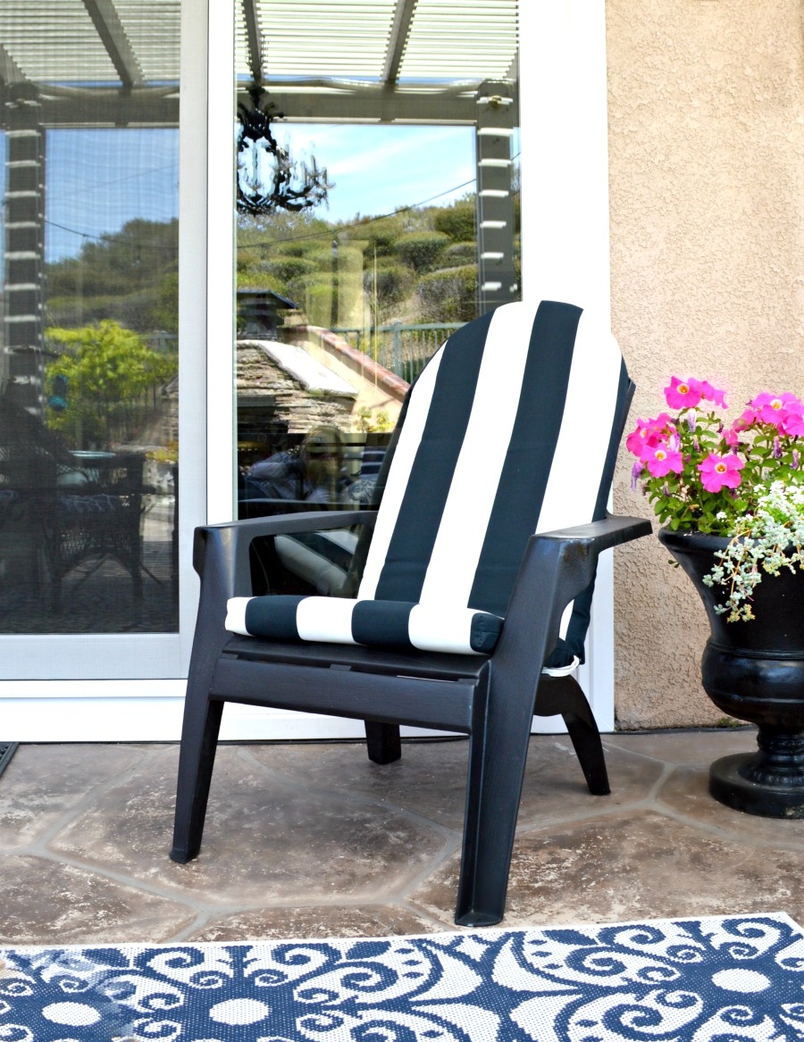 painting a plastic adirondack chair