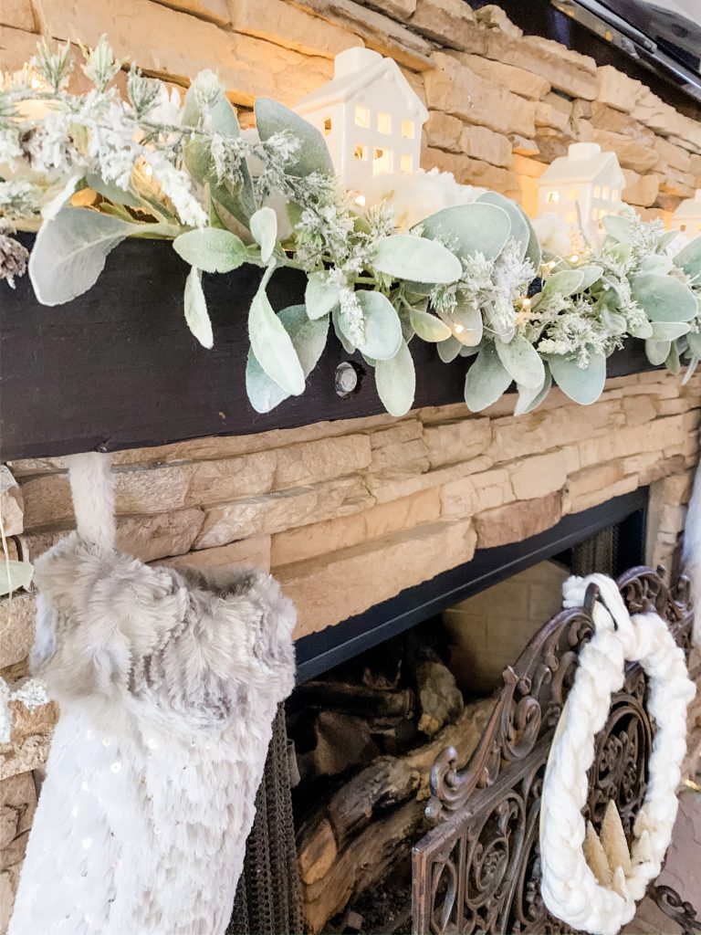 Elegant Christmas Mantel