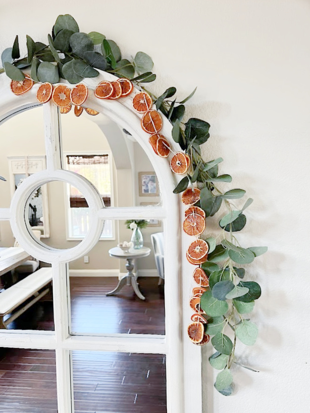 How to Make Dried Orange Garland