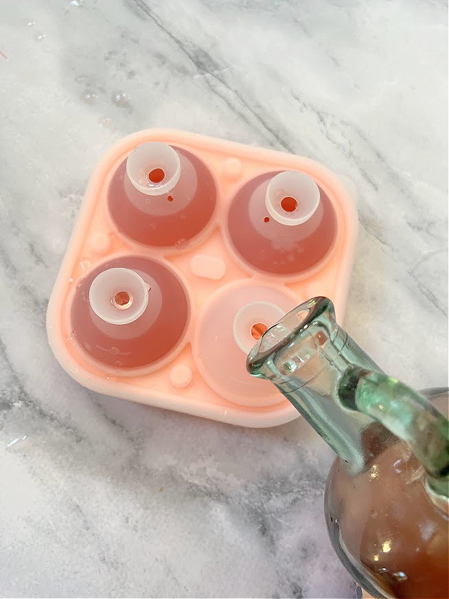 Holiday Mimosas to Make in An Ice Cube Tray